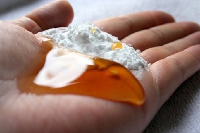 El bicarbonato de sodio con miel es un remedio popular para agrandar el órgano sexual masculino. 